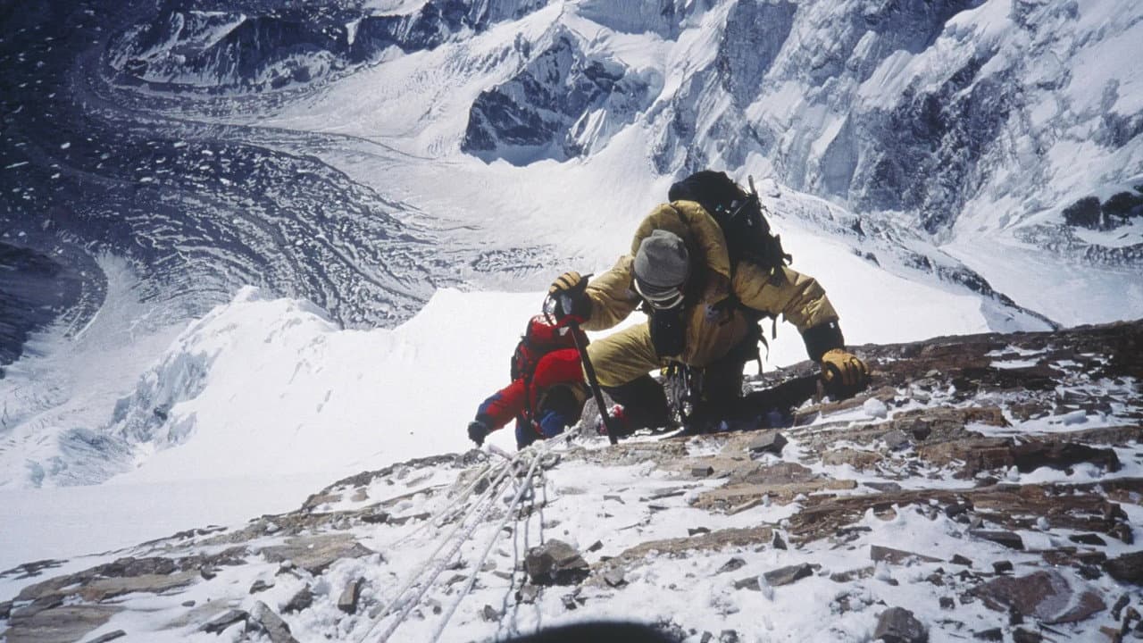 Everest still 5