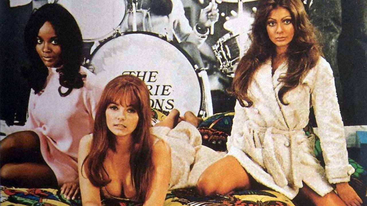 Beyond the Valley of the Dolls still 4