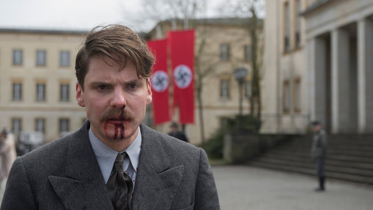 Alone in Berlin still 8
