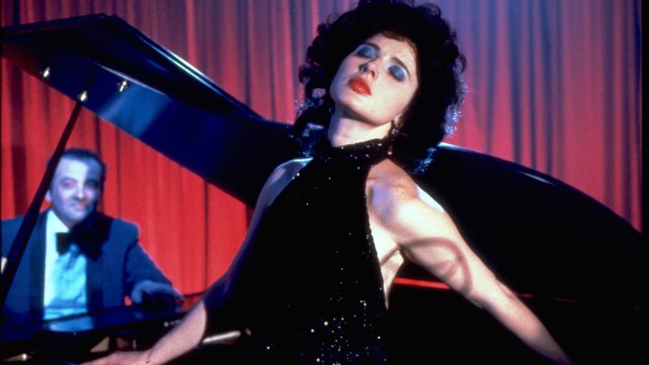 Blue Velvet still 3