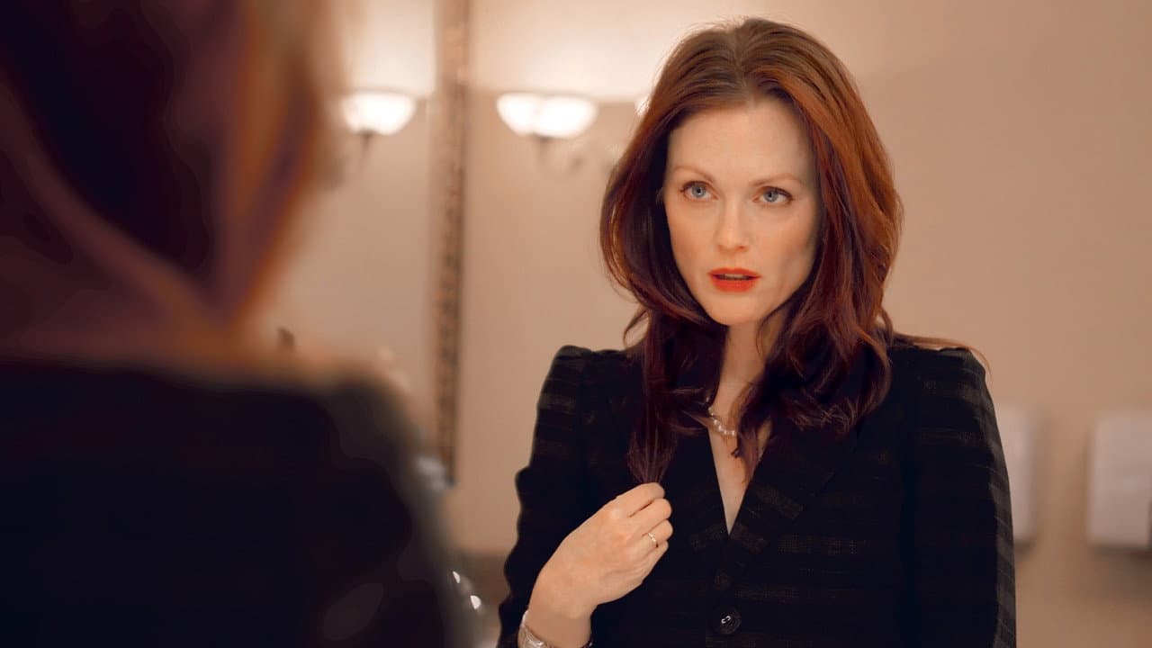 Chloe still 4