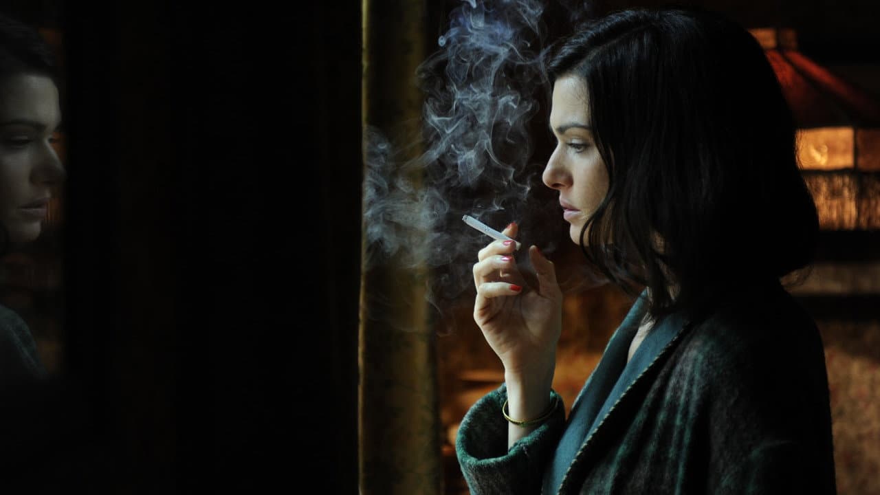 The Deep Blue Sea still 3