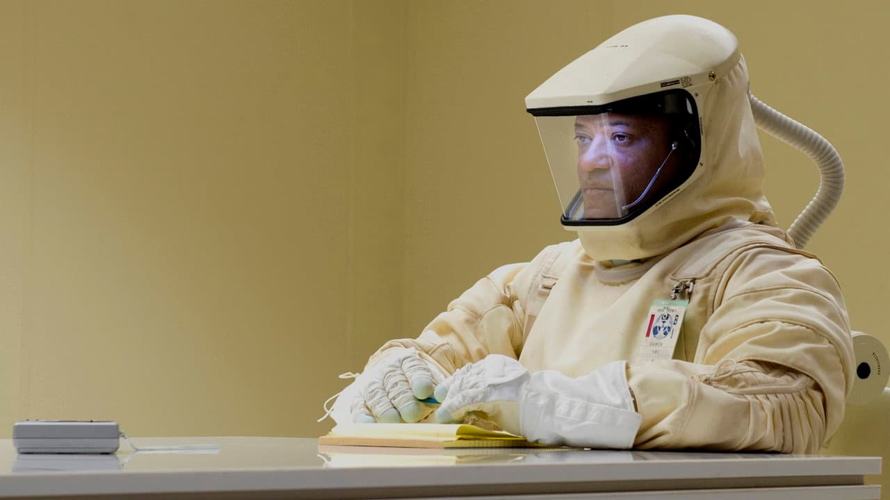 The Signal still 5
