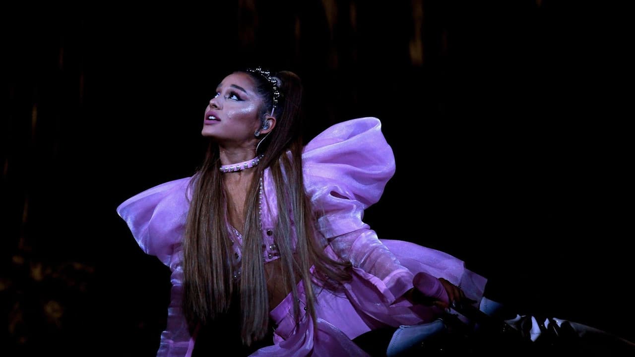 ariana grande: excuse me, i love you still 5