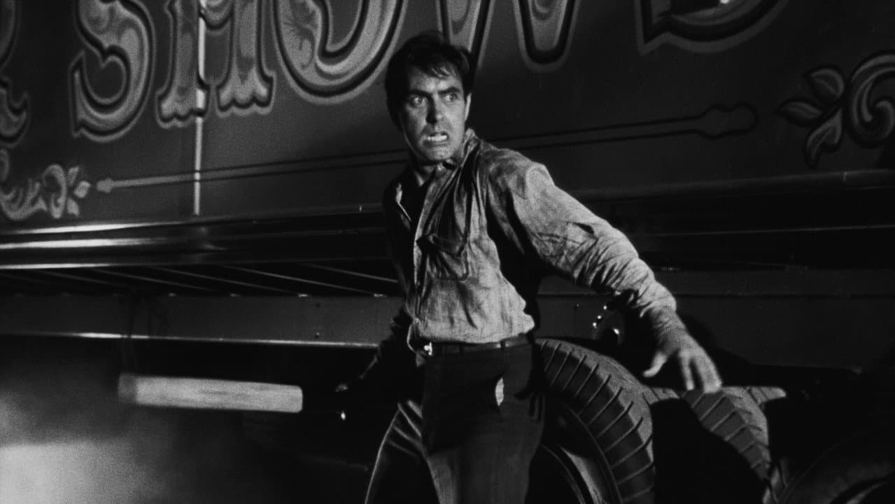 Nightmare Alley still 3