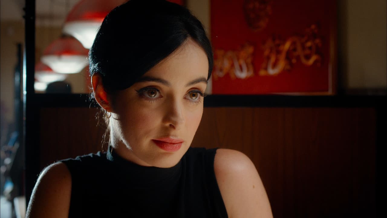 Big Eyes still 4