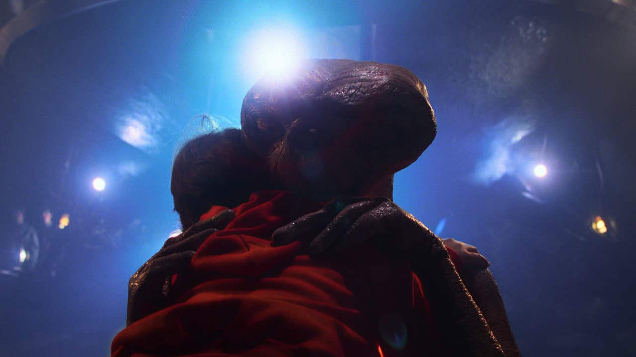 E.T. the Extra-Terrestrial still 7