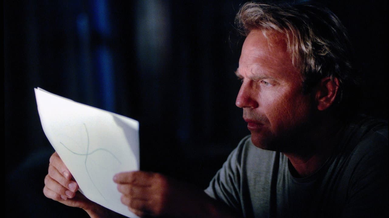 Dragonfly still 3
