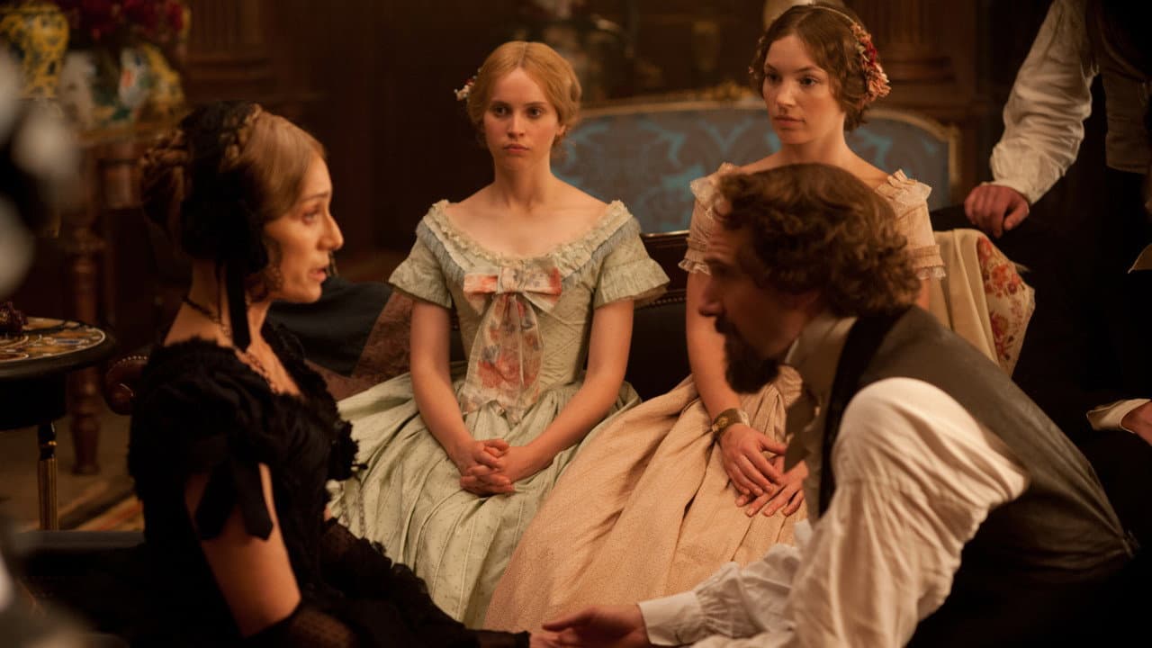 The Invisible Woman still 5