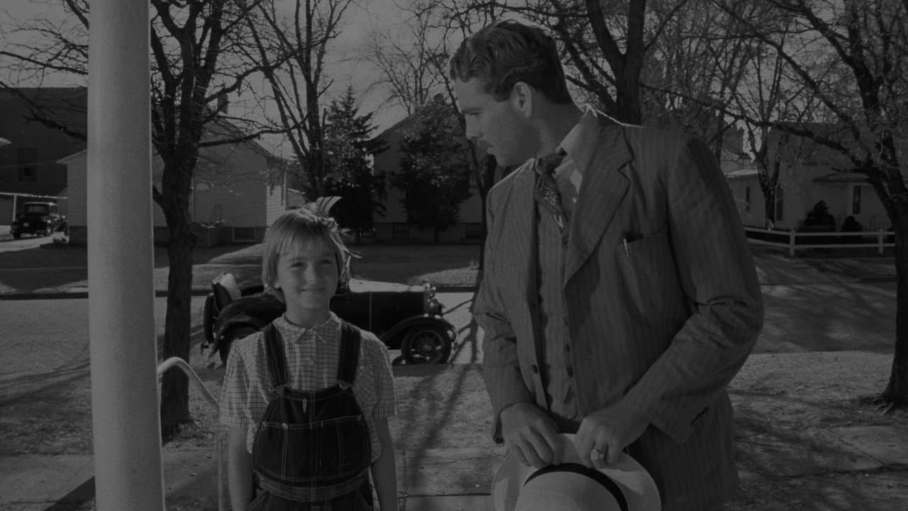 Paper Moon still 8