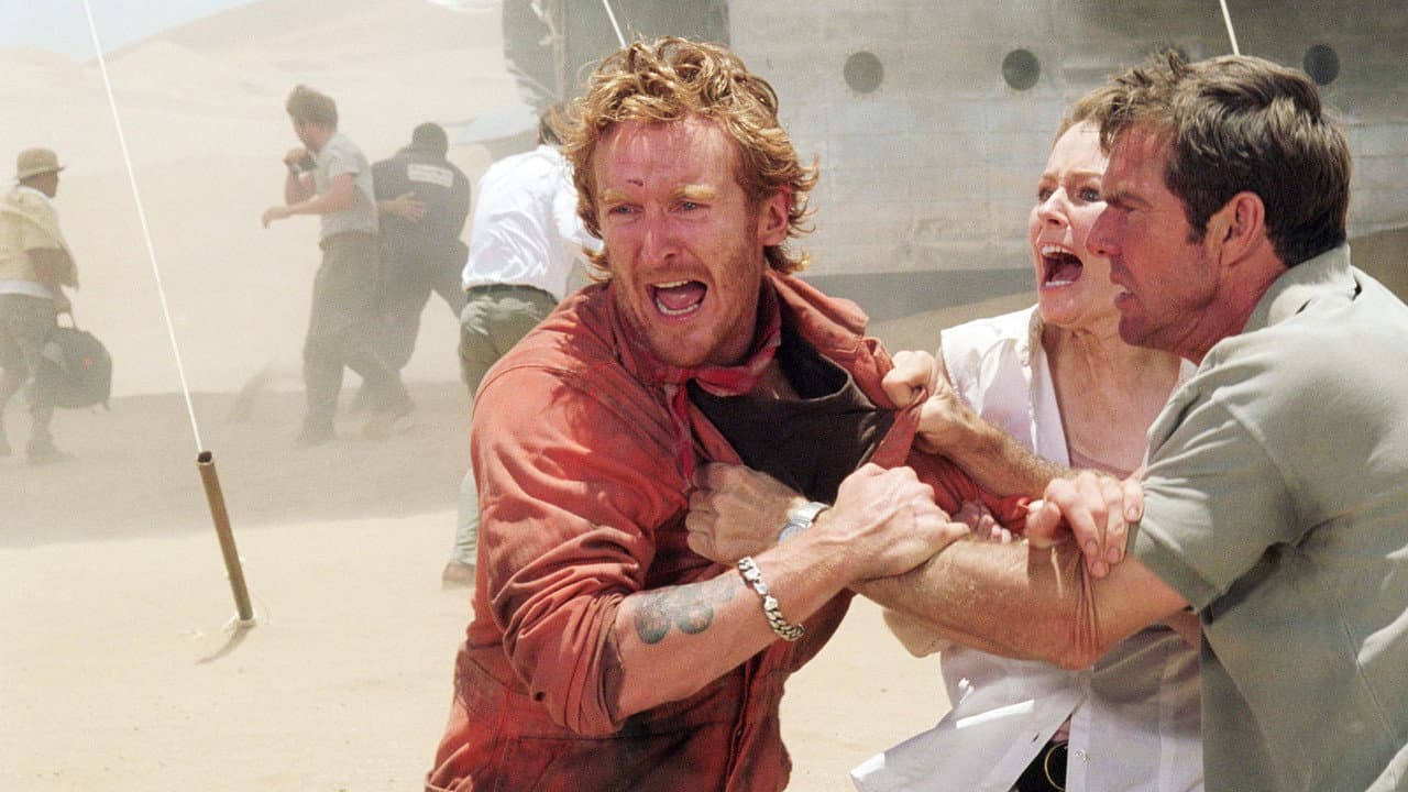 Flight of the Phoenix still 5
