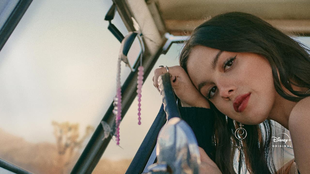 OLIVIA RODRIGO: driving home 2 u (a SOUR film) still 6