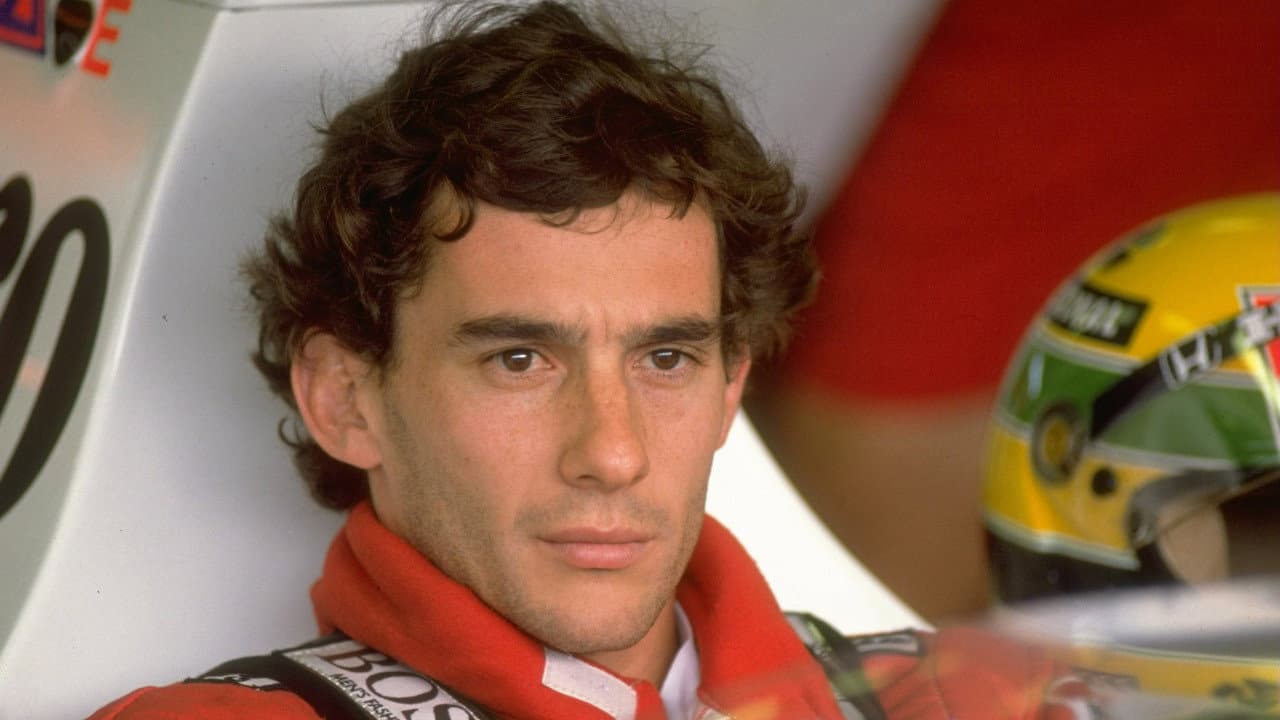 Senna still 4