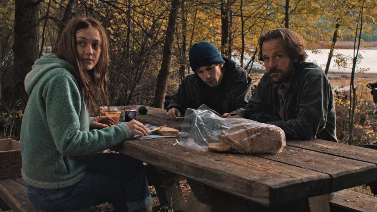 Night Moves still 8