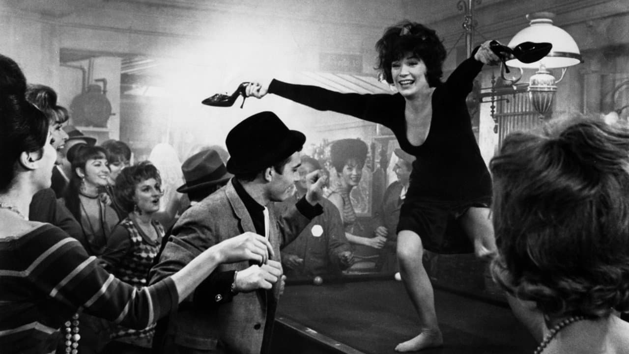 Irma la Douce still 8