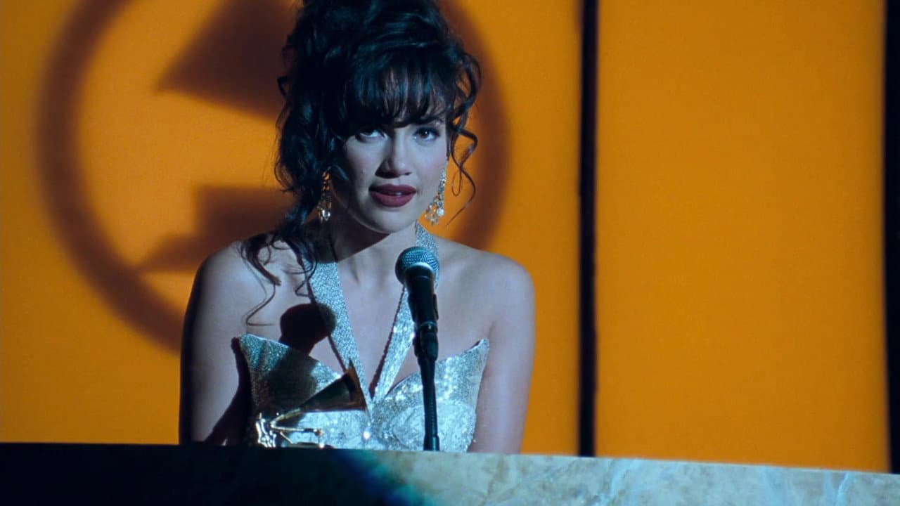 Selena still 6