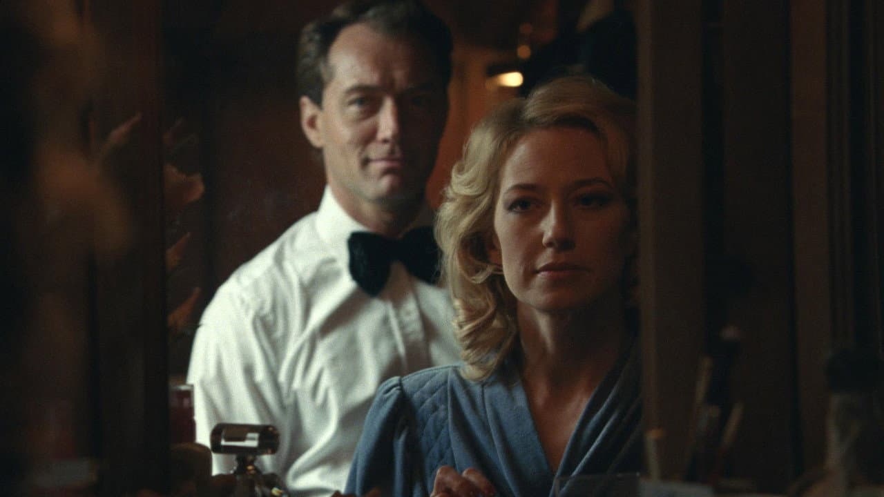 The Nest still 3