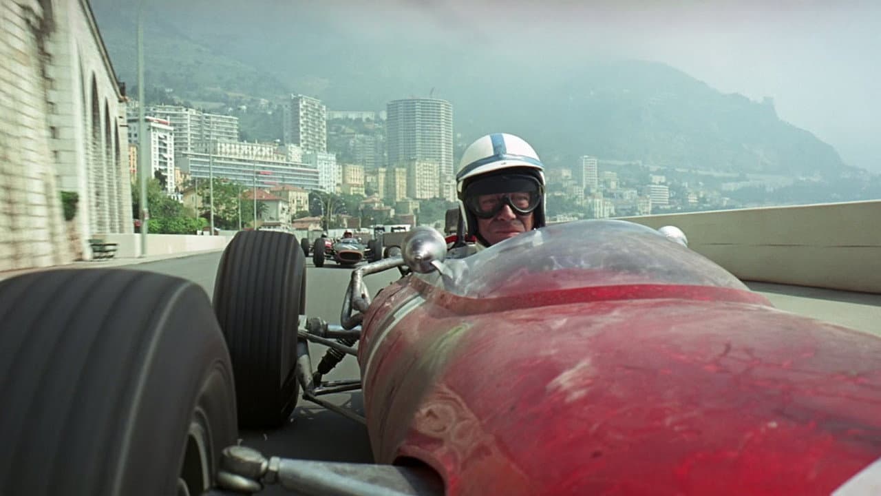 Grand Prix still 2