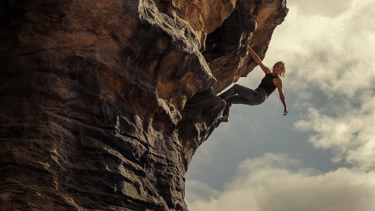 Apex still 2