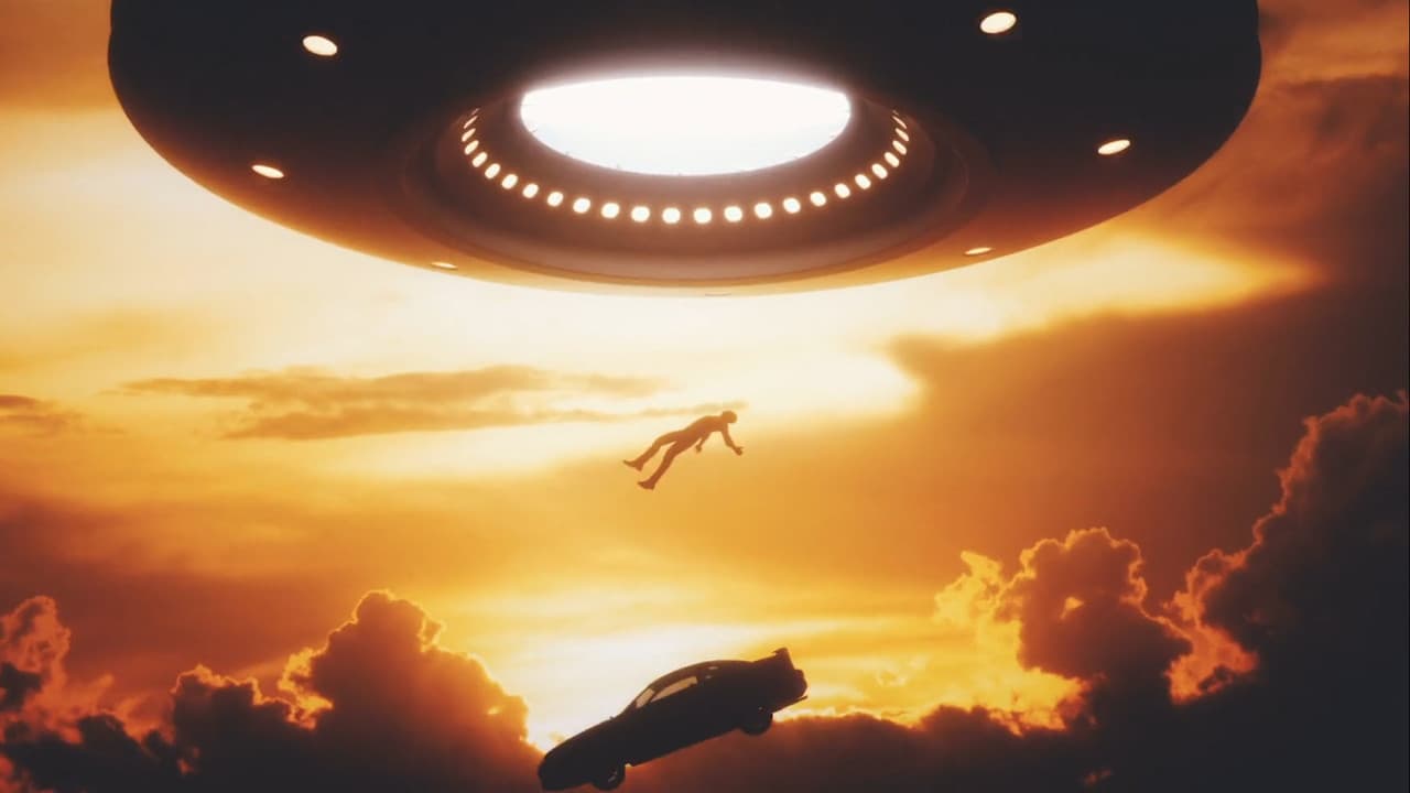 Close Encounters of the Fifth Kind still 8