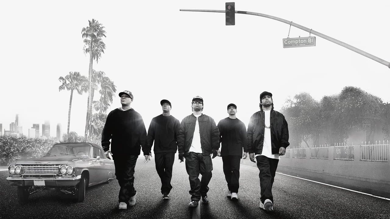 Straight Outta Compton still 3