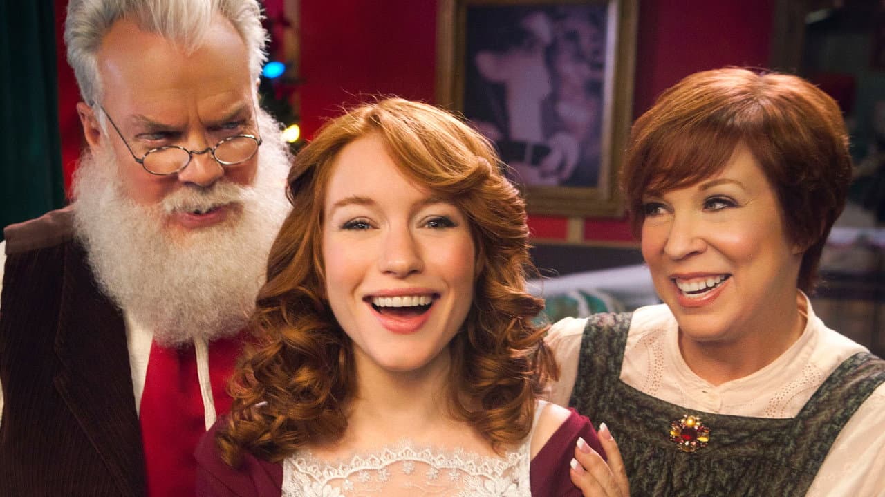 Annie Claus Is Coming to Town still 4