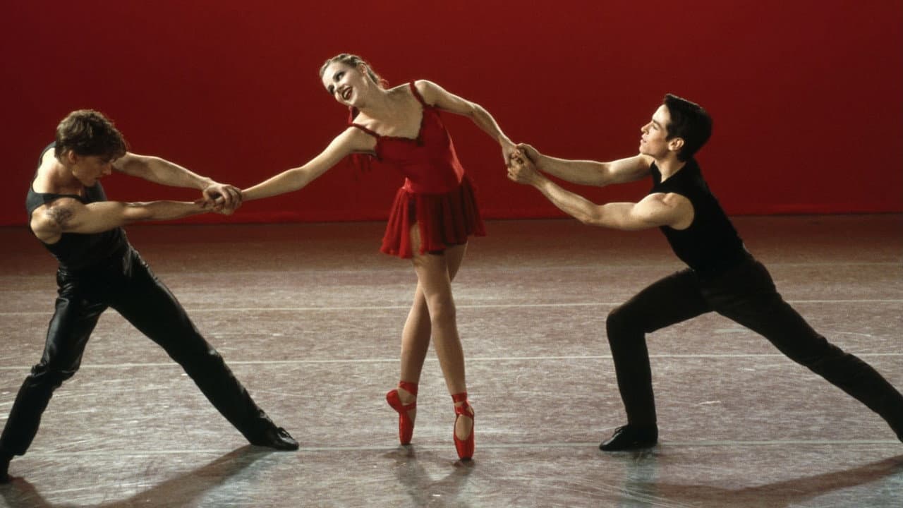 Center Stage still 7