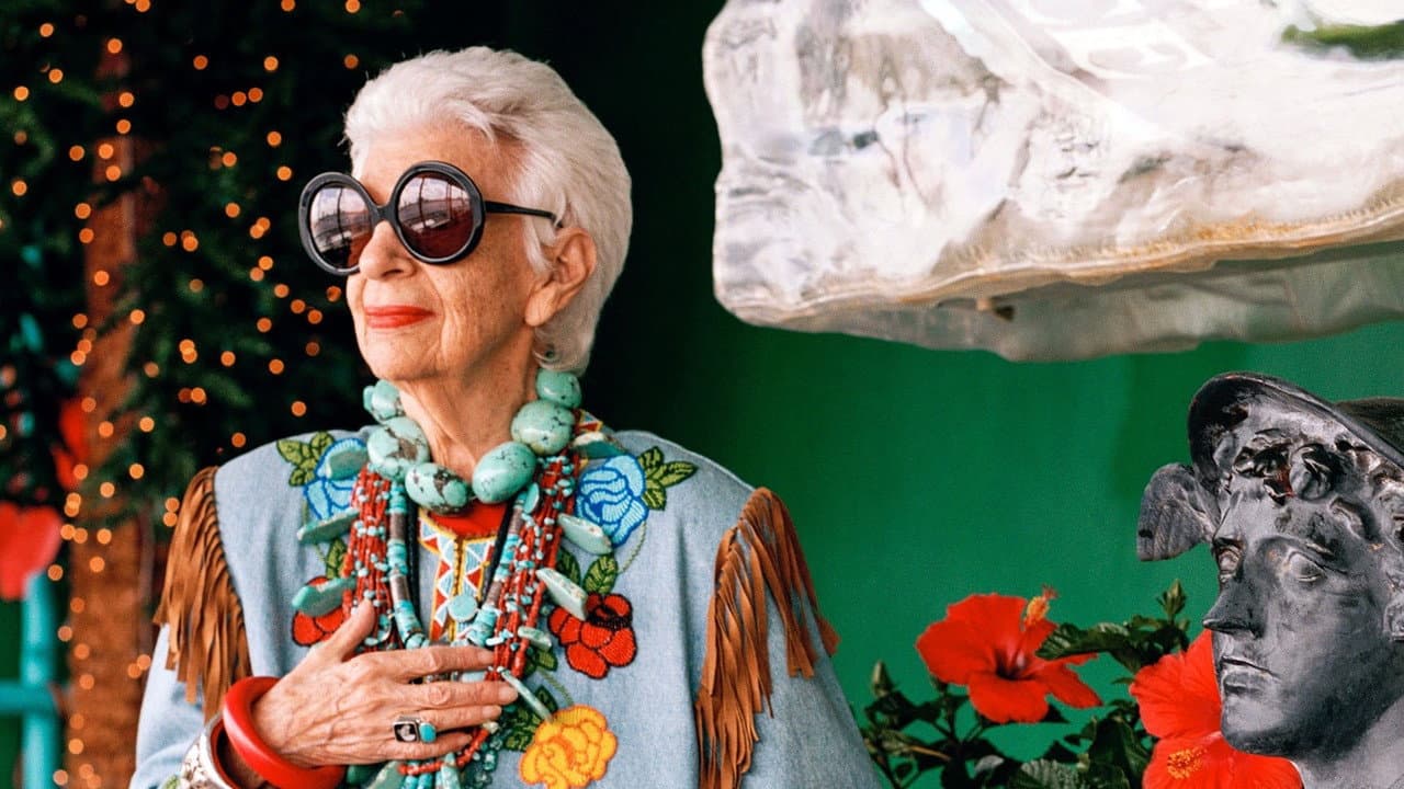 Iris still 4