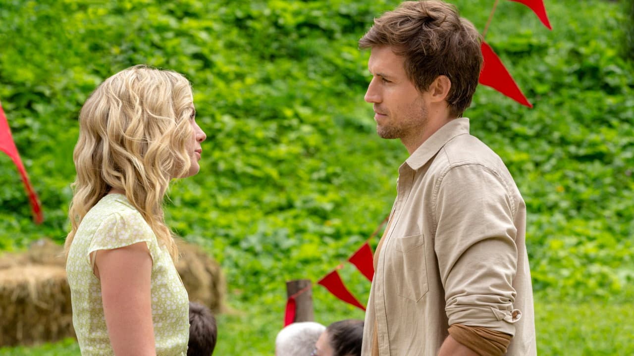 Royal Hearts still 4