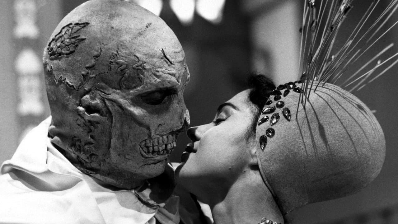 The Abominable Dr. Phibes still 6