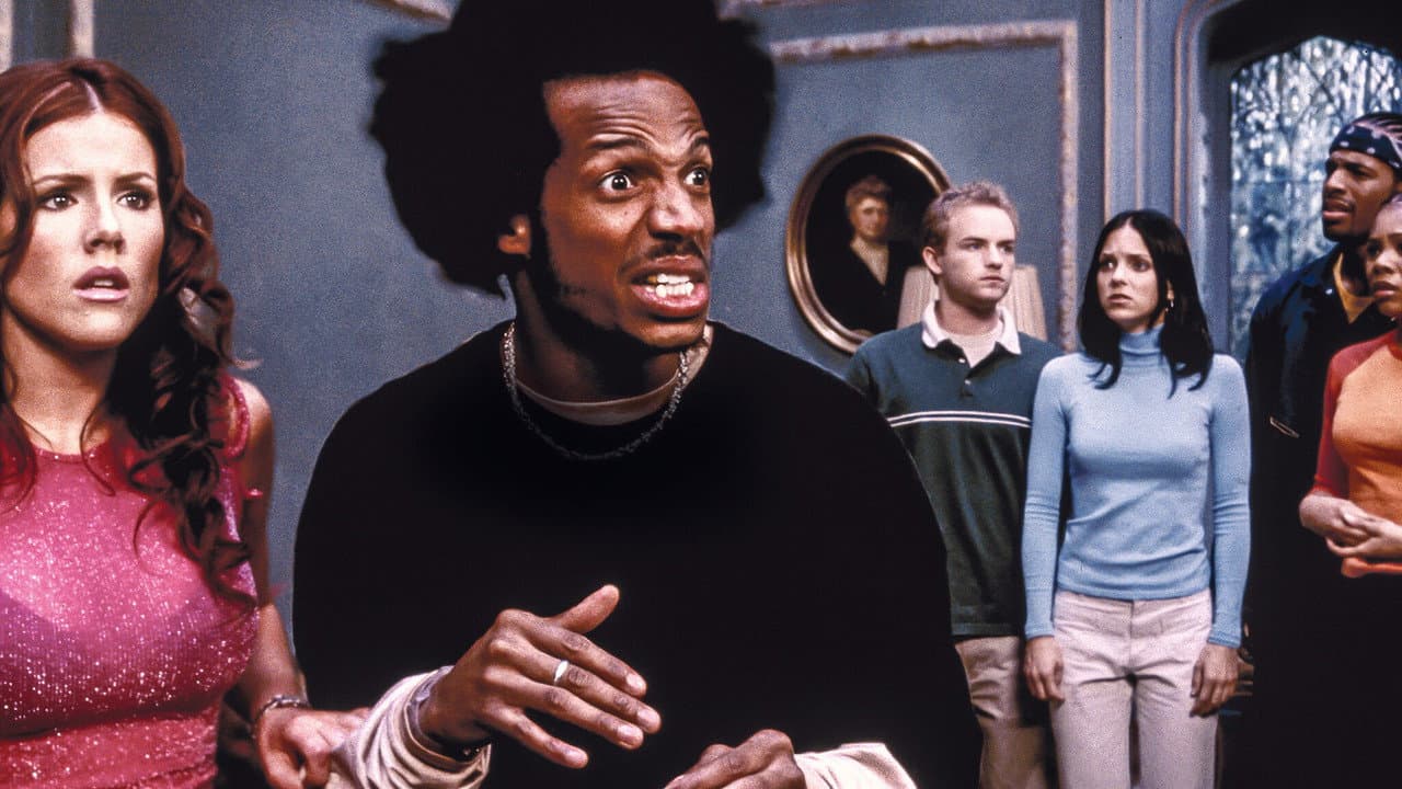 Scary Movie 2 still 2