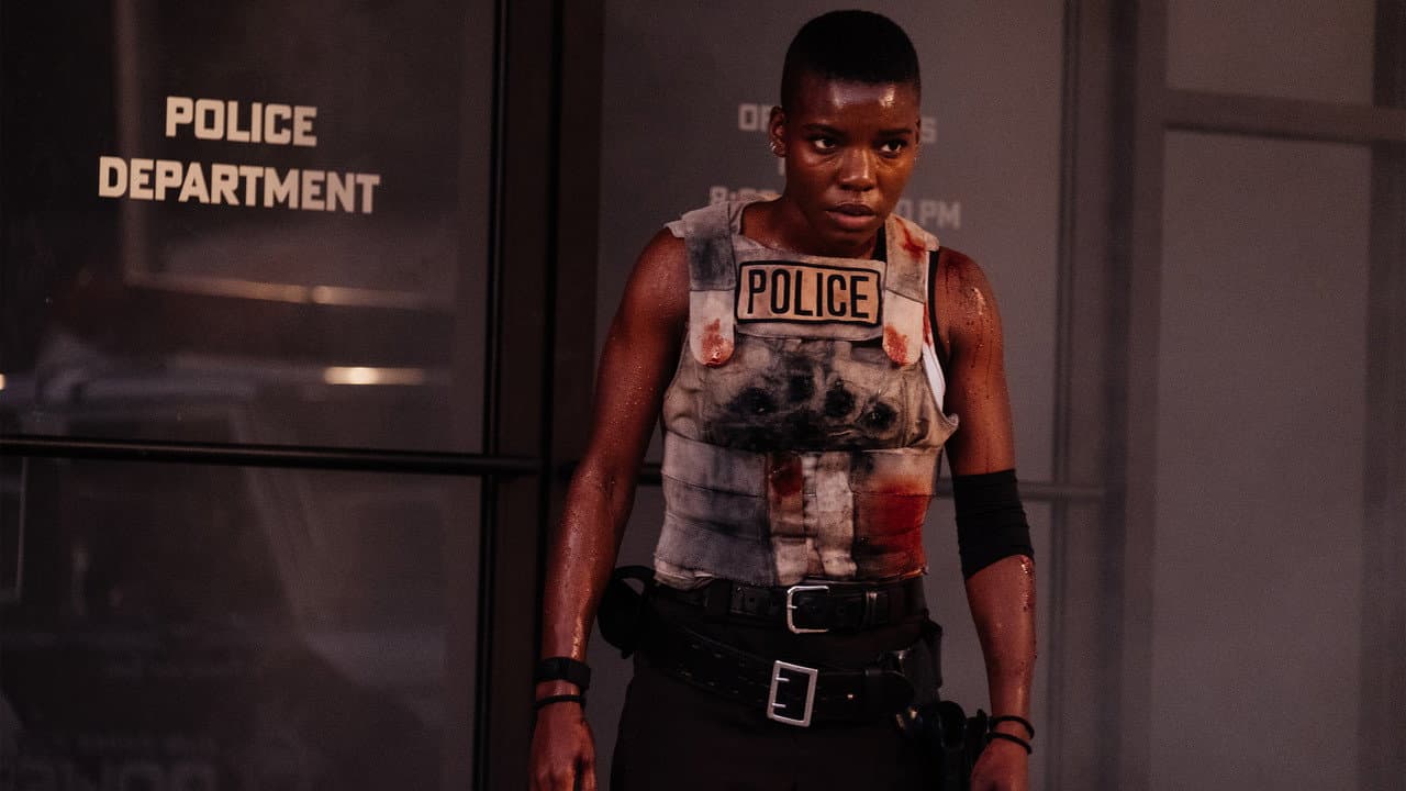 Copshop still 8