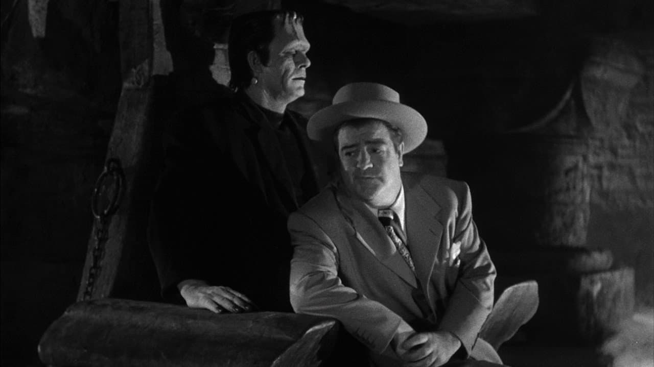 Bud Abbott and Lou Costello Meet Frankenstein still 4