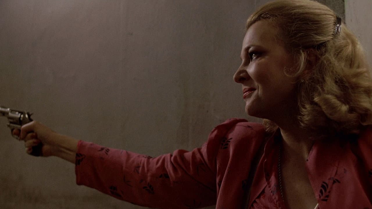 Gloria still 3