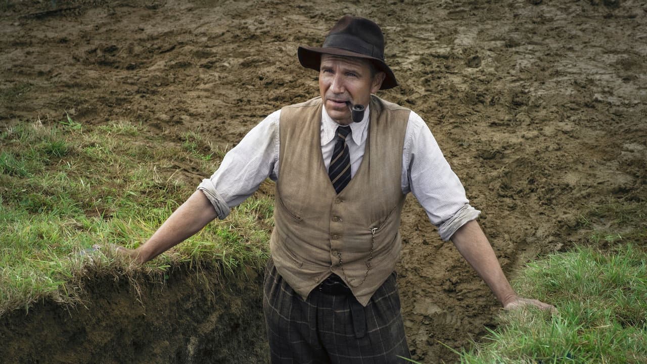 The Dig still 8
