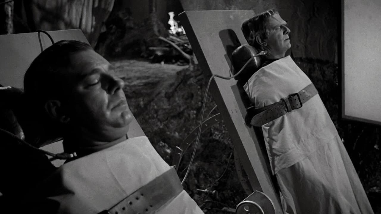 Frankenstein Meets the Wolf Man still 8