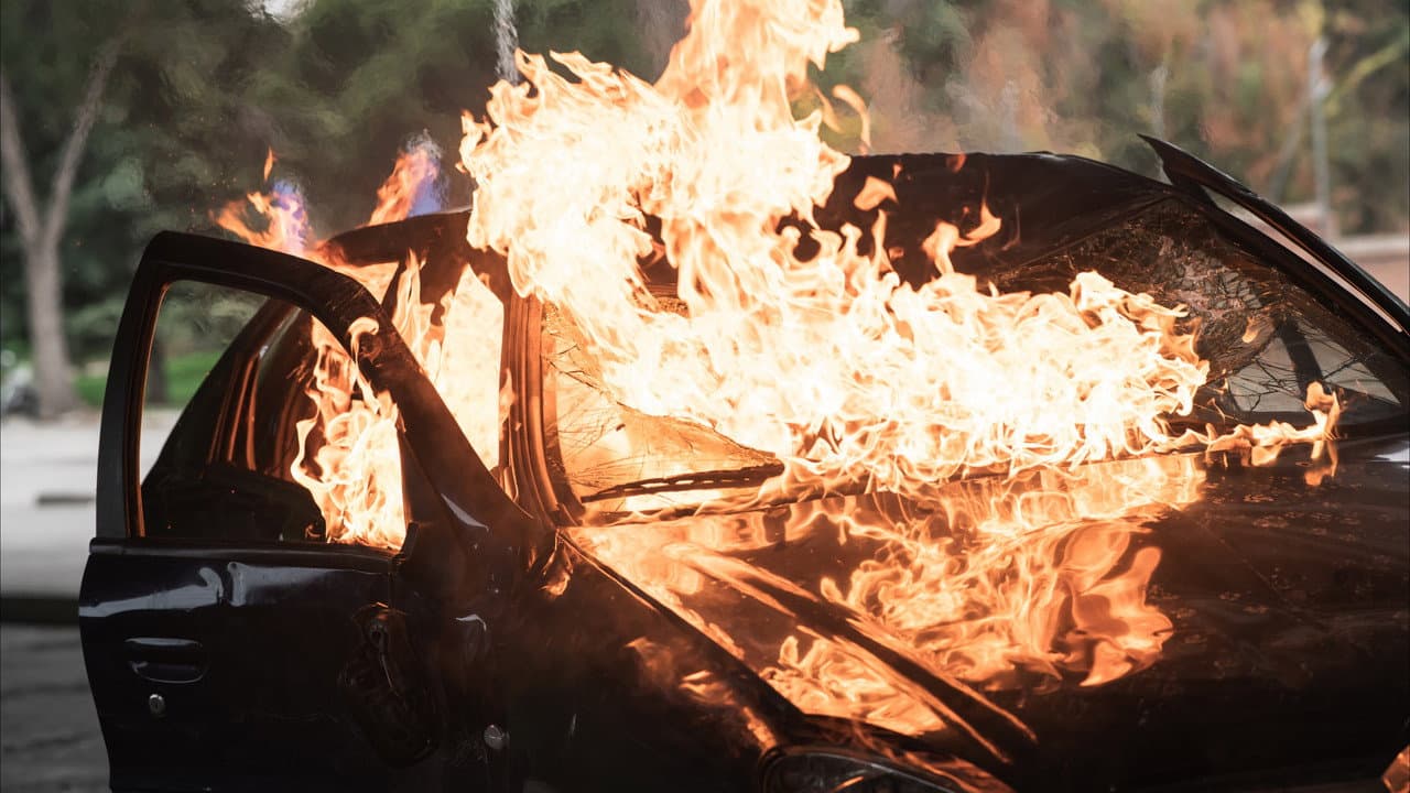 Collision Course: Netflix Drops Trailer for Spanish still 4
