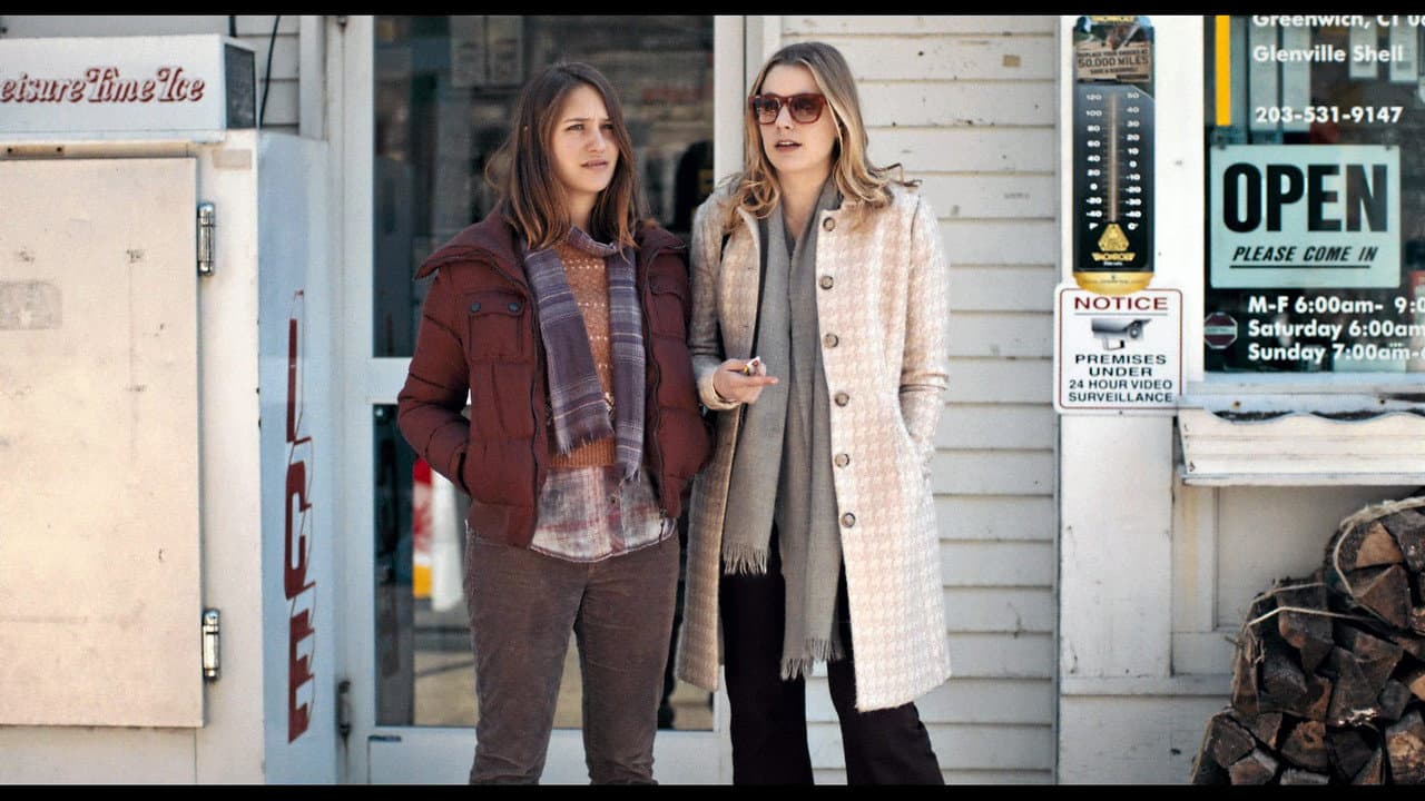 Mistress America still 6