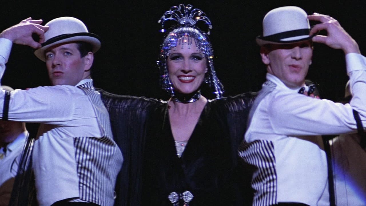 Victor/Victoria still 7
