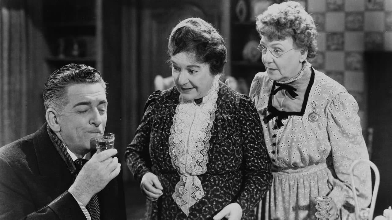 Arsenic and Old Lace still 7