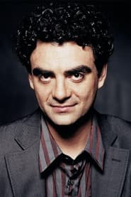 Rolando Villaz贸n